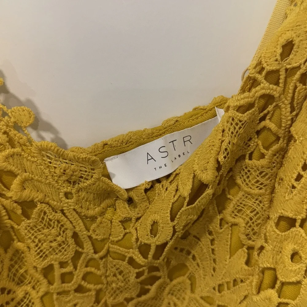 Nordstrom Astr Yellow Spaghetti Strap Sundress Midi - Picture 2 of 5